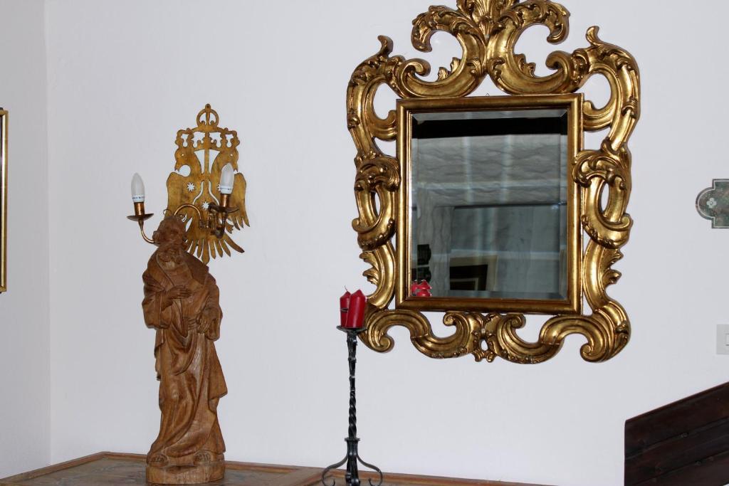 Burgdacherl Hotel Neubeuern Luaran gambar