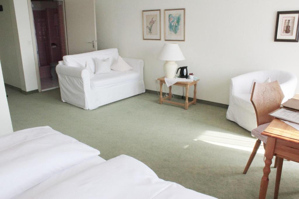 Burgdacherl Hotel Neubeuern Bilik gambar