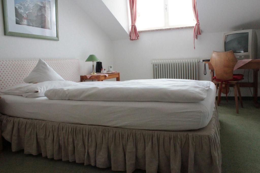 Burgdacherl Hotel Neubeuern Bilik gambar