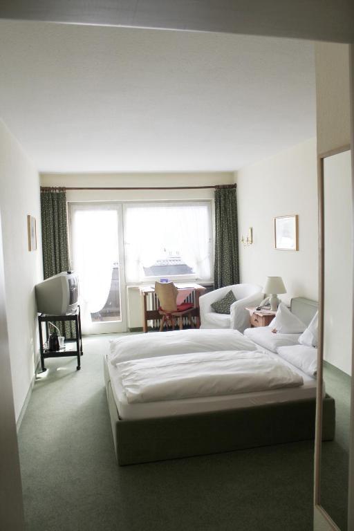 Burgdacherl Hotel Neubeuern Bilik gambar